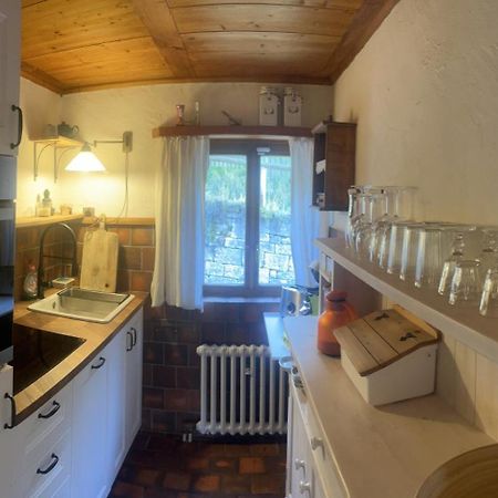 Ferienhaus Kobolzeller Schloesschen A.D.Weinsteige Rothenburg ob der Tauber Exterior foto